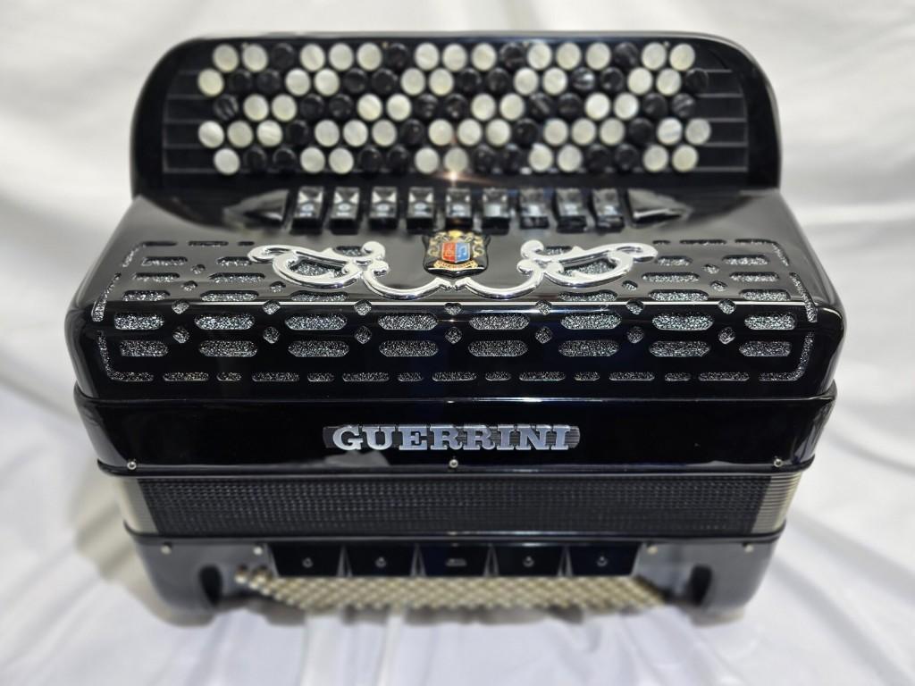 Guerrini B-Griff 120 Bass, Akkordeon, Koffer in Genf - Bild 4