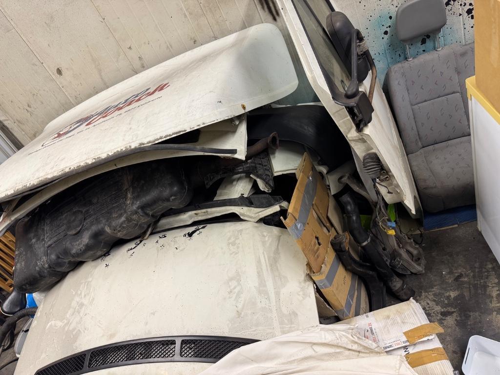 VW Volkswagen LT35 Lieferwagen Ersatzteile, top zustand in Bellinzona - Bild 1