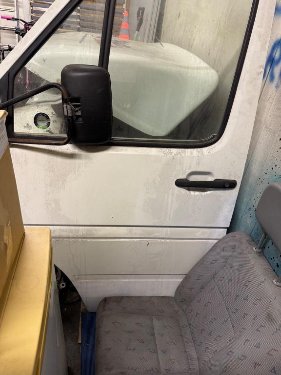 VW Volkswagen LT35 Lieferwagen Ersatzteile, top zustand in Bellinzona - Bild 3