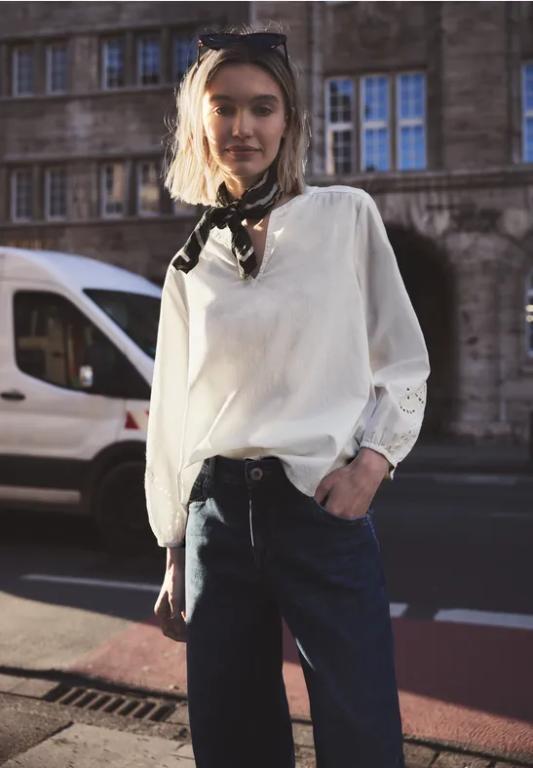 Bluse mit Split neck und Stickerei in Zofingen - Bild 1