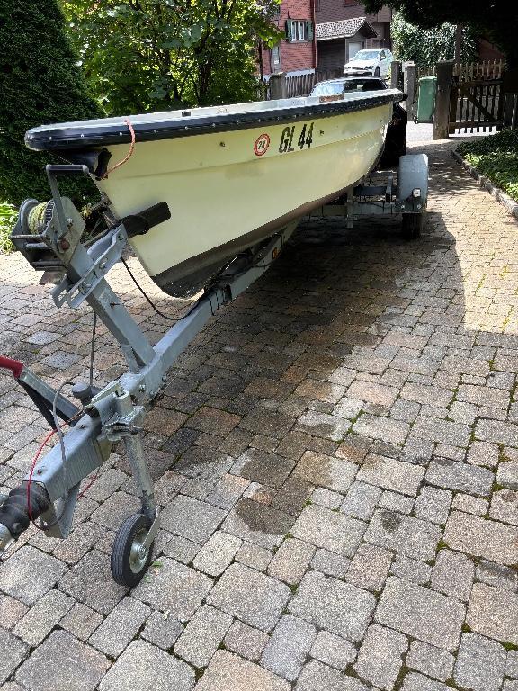 Gepflegtes Boot in Glarus - Bild 5