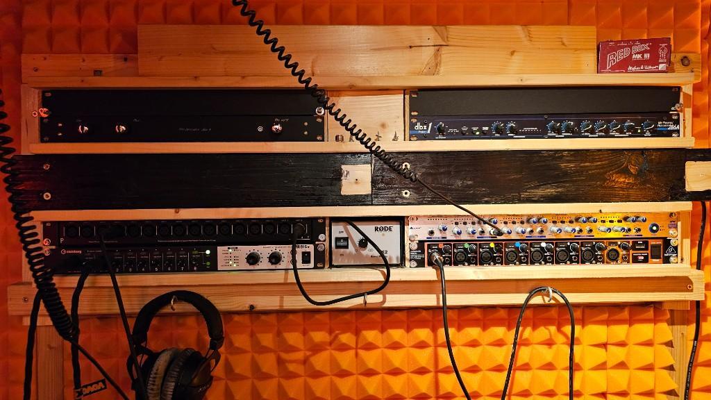 Studio Equipment Tonstudio in Urdorf - Bild 4