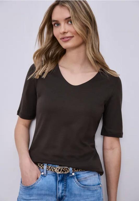 Basic T-Shirt mit blickdichter Front in Bern - Bild 1