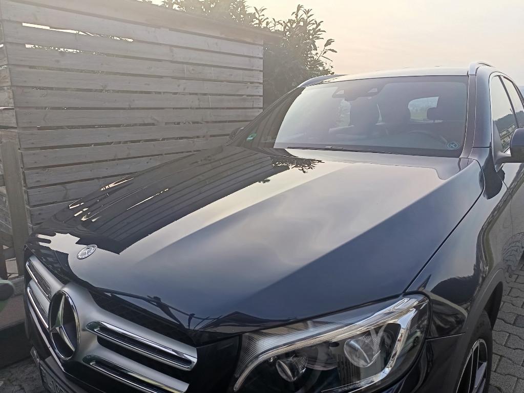Mercedes Benz GLC 250d AMGLine 4m in Münchenstein - Bild 2