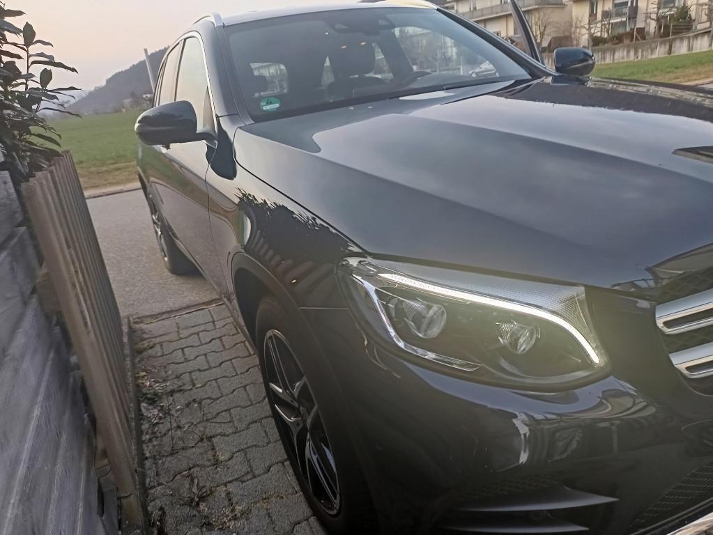 Mercedes Benz GLC 250d AMGLine 4m in Münchenstein - Bild 3