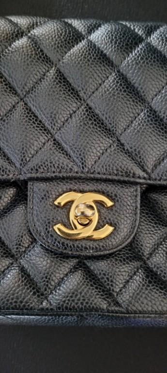 Chanel Classic Flap Medium Tasche in der Schweiz - Bild 1