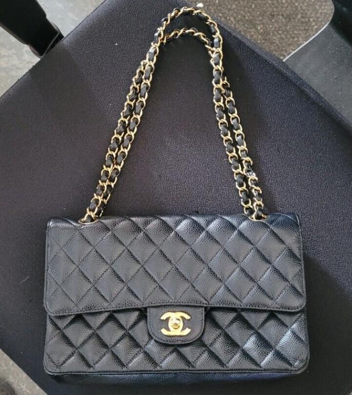 Chanel Classic Flap Medium Tasche in der Schweiz - Bild 2
