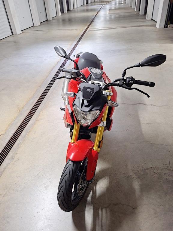 BMW G310R Motorrad Rot 25kW in Emmen - Bild 2