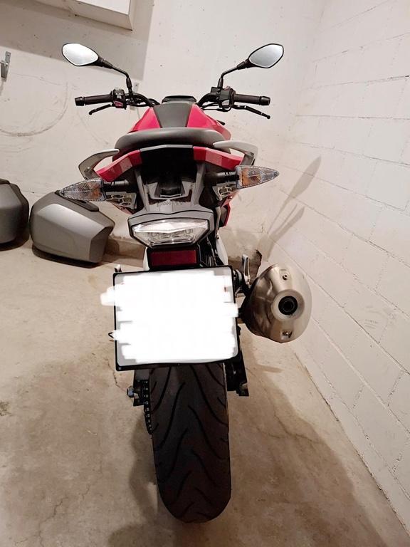 BMW G310R Motorrad Rot 25kW in Emmen - Bild 3