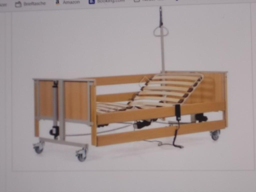 Pflege Bett AKS Zielonka Niedrigbett D4 in der Schweiz - Bild 1