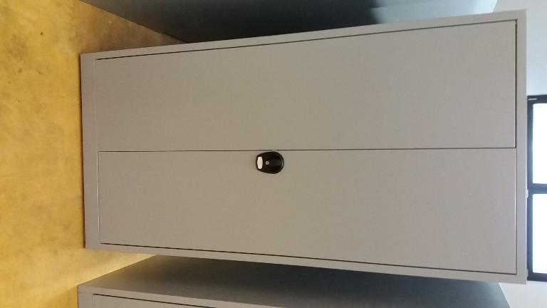 Metallschrank mit 80kg Traglast je Tablar/ Kunz Modell in Brugg - Bild 2