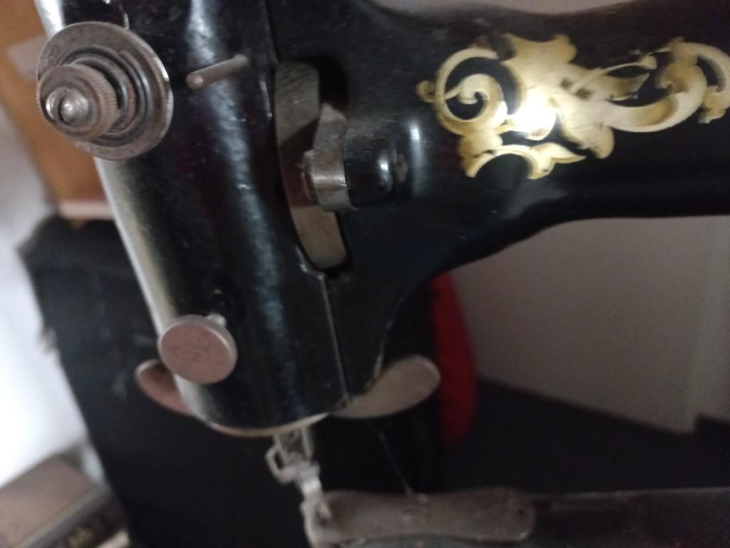 1 Schuhmachernähmaschine Singer in Lachen - Bild 4