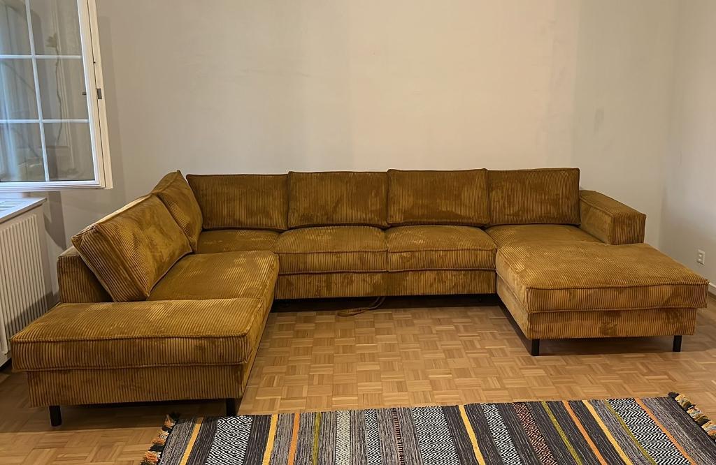 Only this week Curry gelbes Kord Cord Sofa, Senf gelb in Aesch - Bild 1