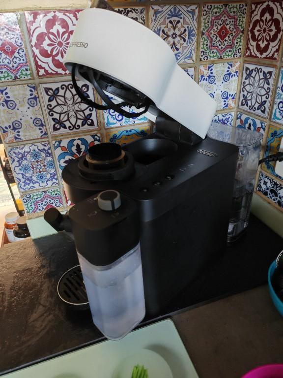 Nespresso Vertuo Latissima Kaffeemaschine in Dulliken - Bild 4