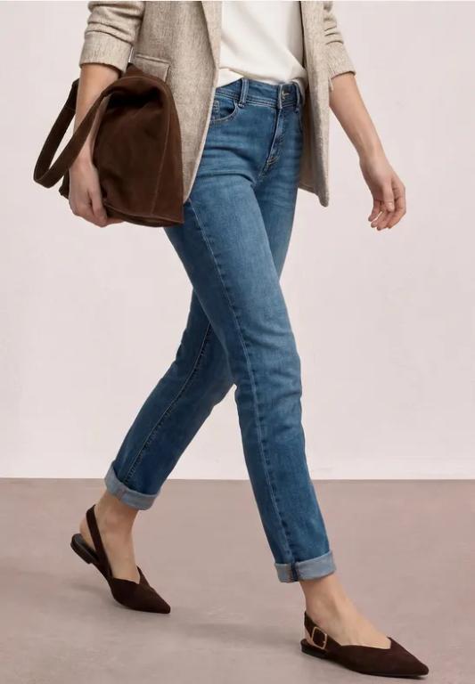 Low Waist Slim Leg Jeans im Casual Fit in Bern - Bild 1