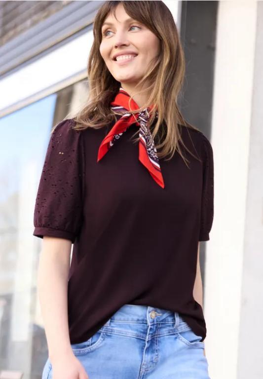 T-Shirt mit Rundhals und Spitzenärmeln in Luzern - Bild 1
