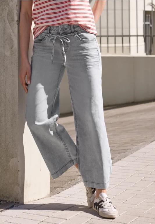 Cropped Wide Leg Jeans im Loose Fit in Willisau - Bild 1