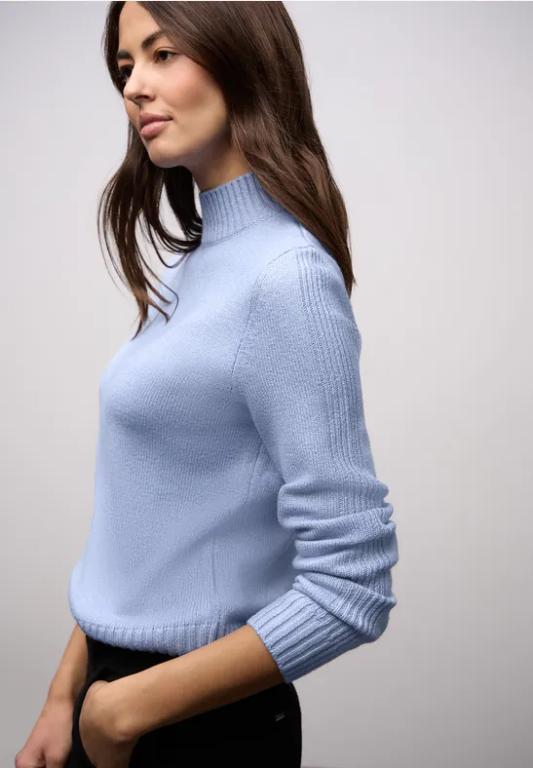 Pullover mit Tape-Details in Dulliken - Bild 1
