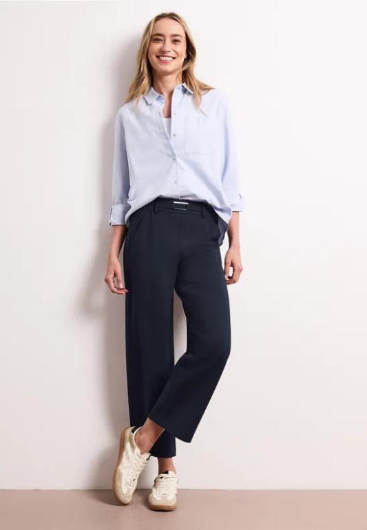 Straight Leg Hose mit Schnallendetail in Aesch - Bild 1