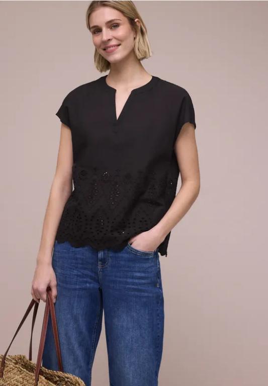 Blusenshirt mit Shiffleymuster in Dulliken - Bild 1