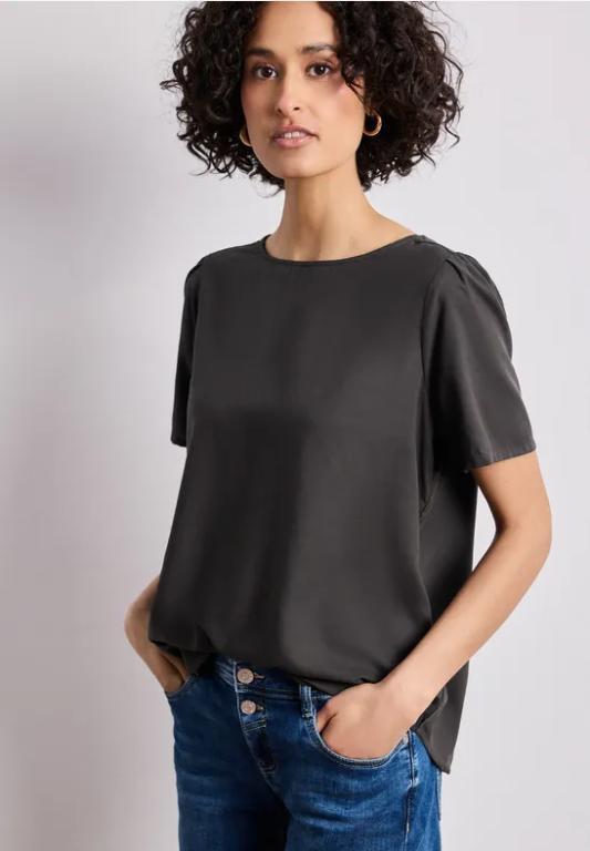 Bluse mit Rundhals und kurzen Puffärmeln in Zofingen - Bild 1