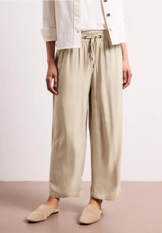 High Waist Wide Leg Hose im Loose Fit in Dulliken - Bild 1