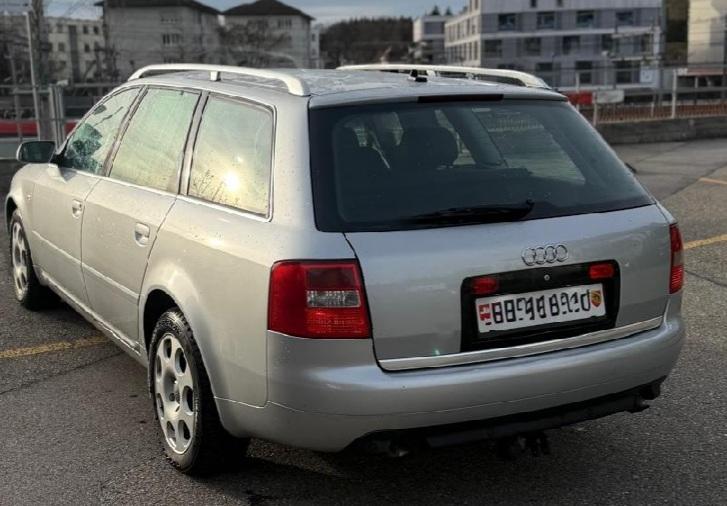 Audi A6 2.5 TDI Avant Quattro in Bern - Bild 2