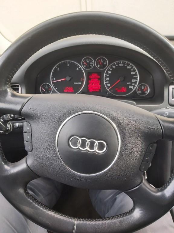 Audi A6 2.5 TDI Avant Quattro in Bern - Bild 5