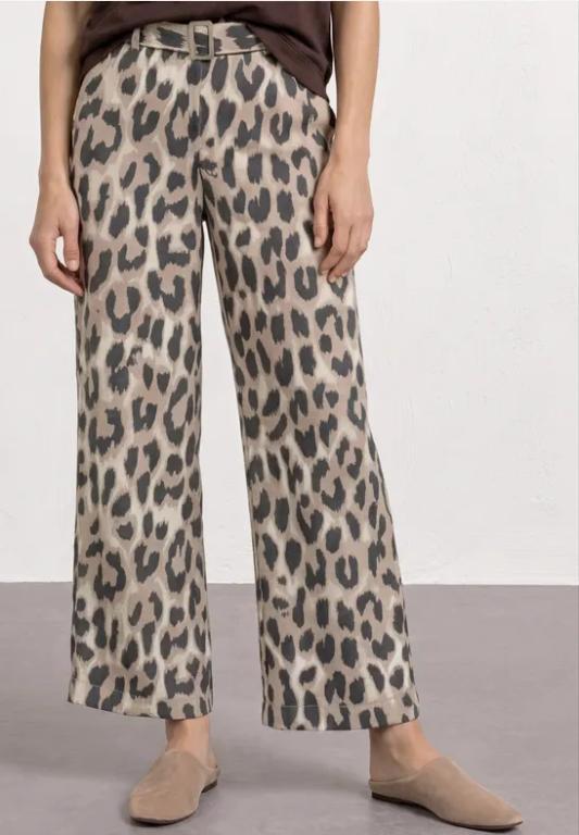 Wide Leg Hose mit Gürtel und Leo-Print in Luzern - Bild 1