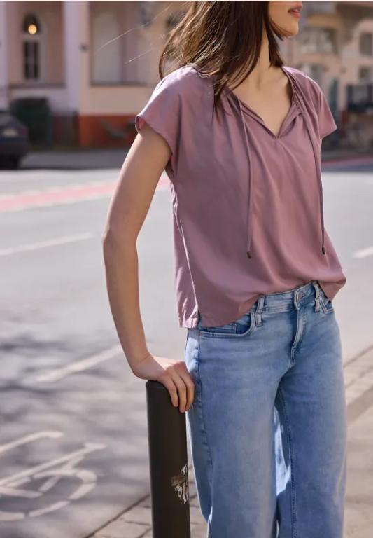 Dropped Shoulder Bluse mit Split Neck in Bern - Bild 1