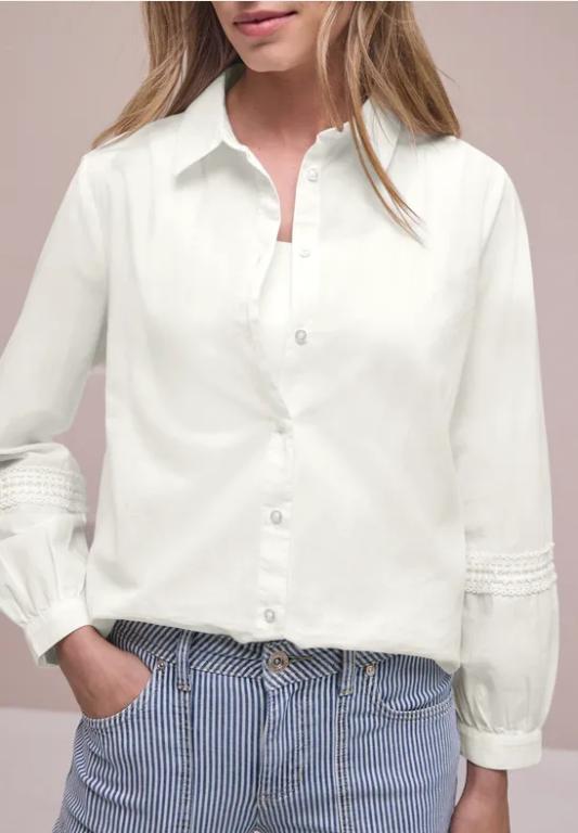 Langarm Bluse mit Crochetdetails in Luzern - Bild 1