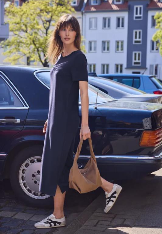 Midi-Kleid aus Jersey mit Puffärmeln in Willisau - Bild 1