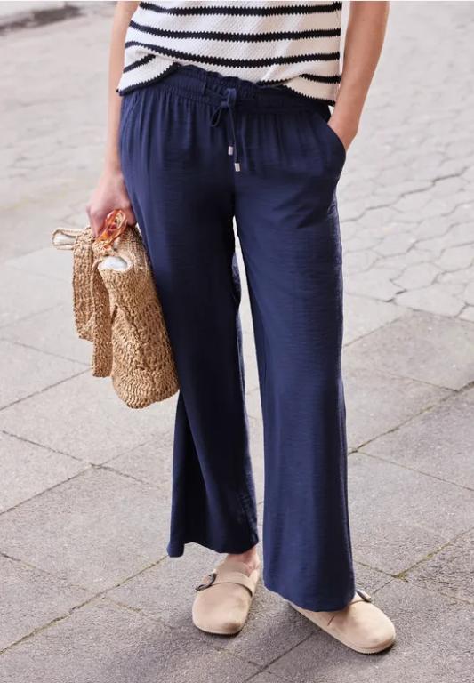 Mid Waist Wide Leg Hose mit Struktur in Aarau - Bild 1