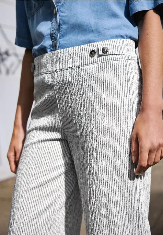 Gestreifte 7/8 Wide Leg Hose in Appenzell - Bild 1