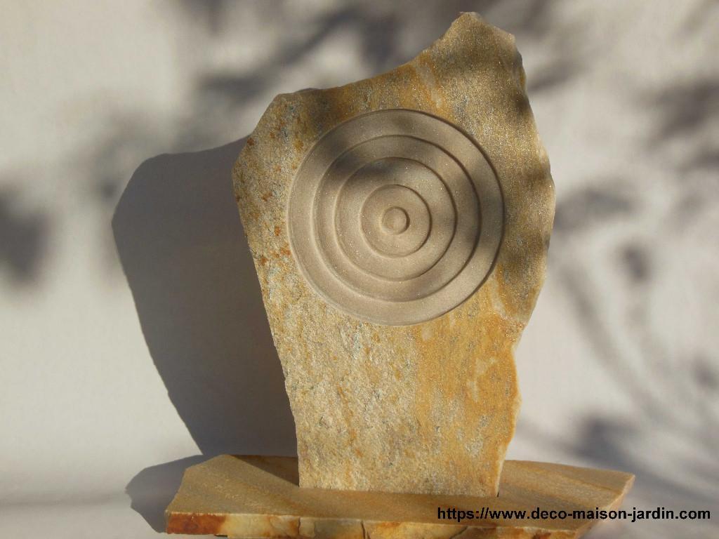 Sculpture en Quartzite - Statue Jardin - Décoration Maison in der Schweiz - Bild 1