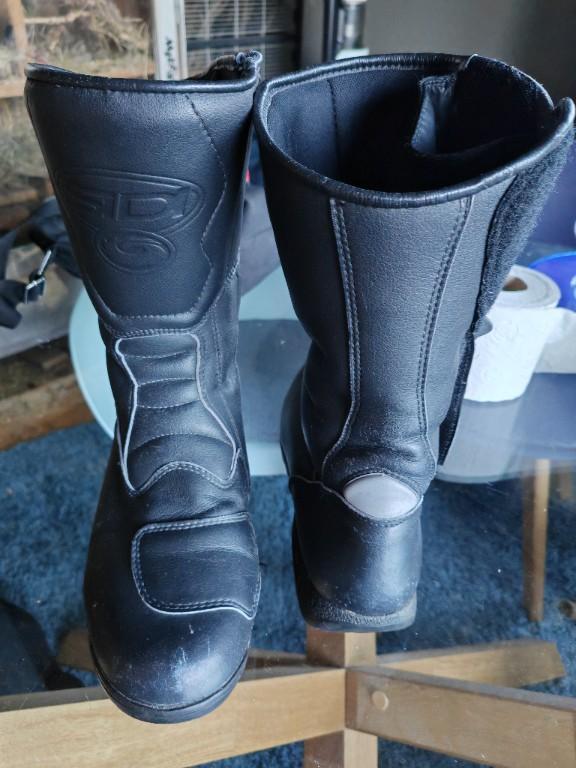 Motorrad Stiefel mit Klett und RV Grösse 40 in Aarau - Bild 1
