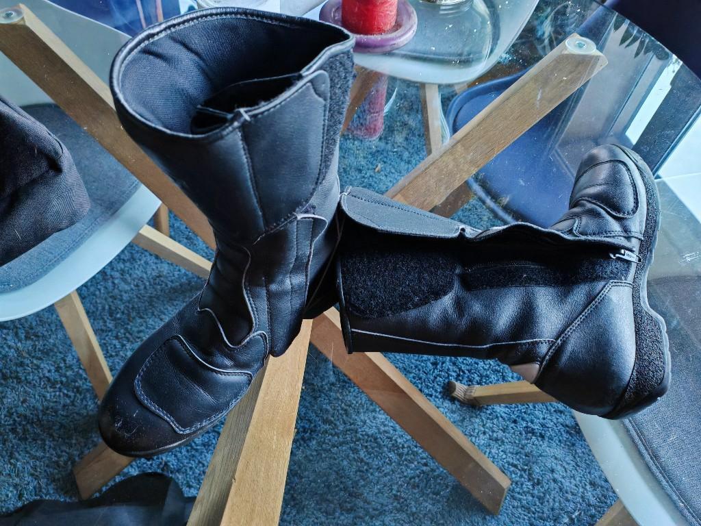 Motorrad Stiefel mit Klett und RV Grösse 40 in Aarau - Bild 3