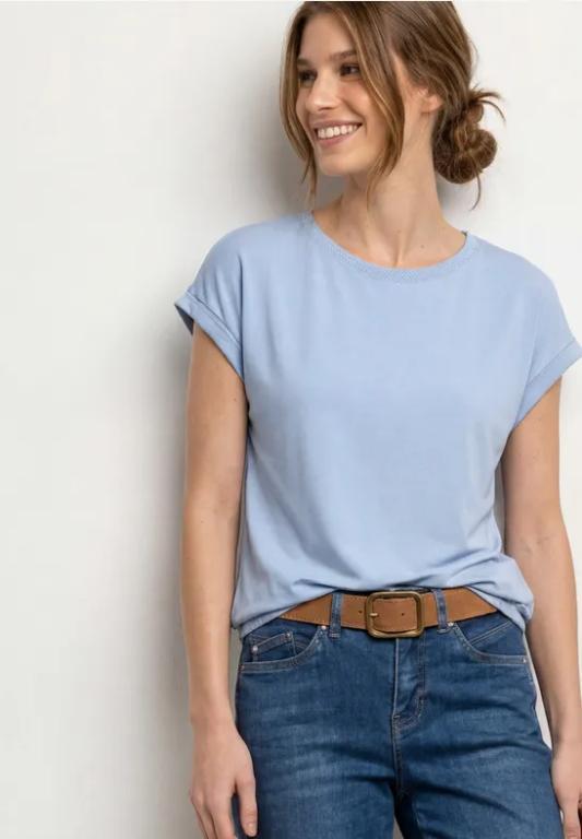 T-Shirt mit Boatneck und Deko-Tape in der Schweiz - Bild 1