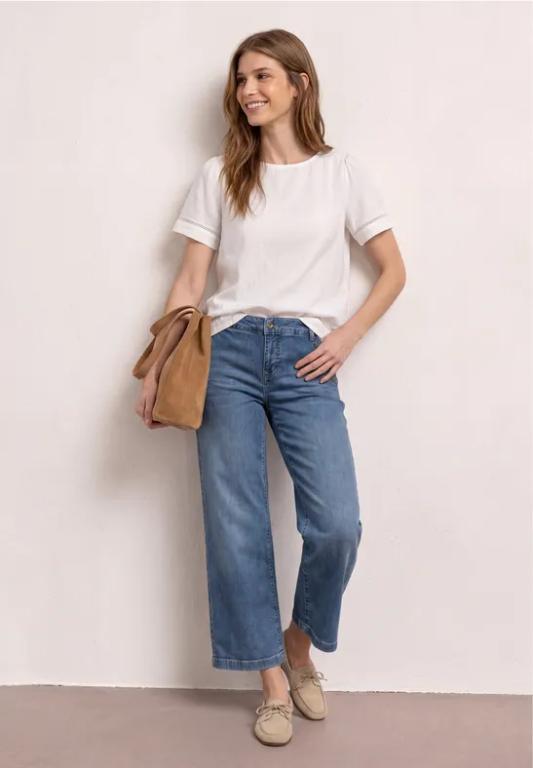 Mid Waist Jeansculotte mit Knopfdetails in Aesch - Bild 1