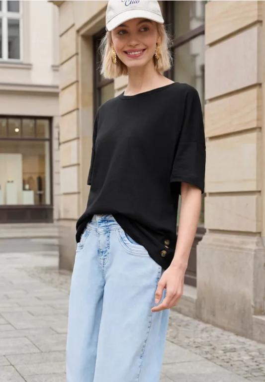 T-Shirt mit Rundhals und Knöpfen in der Schweiz - Bild 1