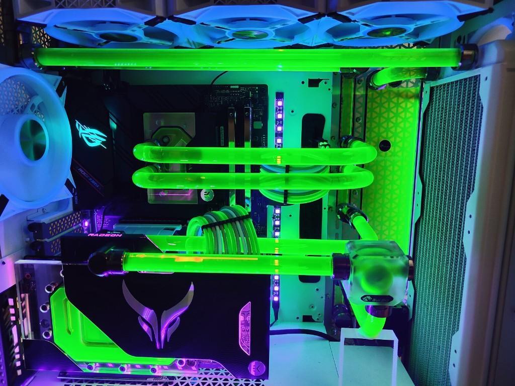 Gaming PC mit Custom Wasserkühlung in Köniz - Bild 1