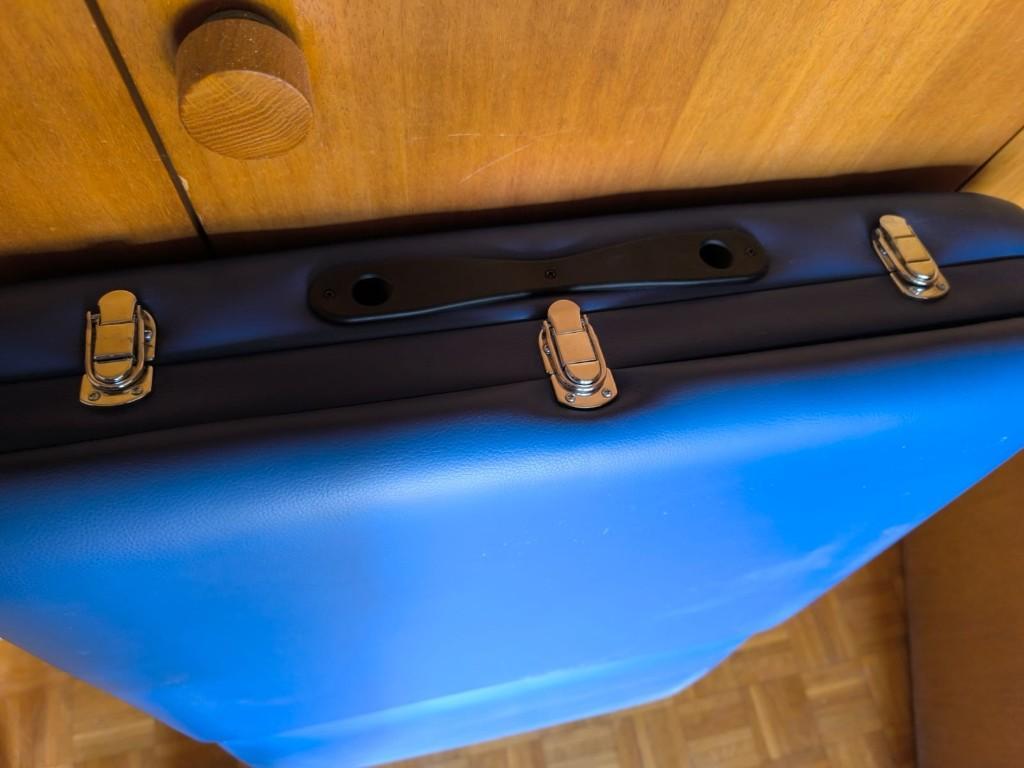 Massage-Tisch, klappbar, stabil, neuwertig, Marke Klapp it in Freiburg - Bild 3