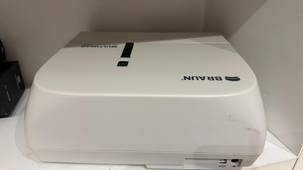Braun Reflecta DigitDia 7000 Magazinscanner in Appenzell - Bild 2