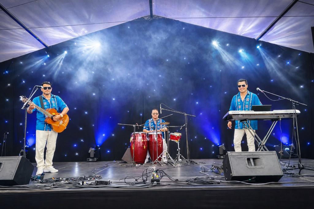 Latin Live Band Schweiz Party Hochzeit & Event Nucho NDC in Dübendorf - Bild 8