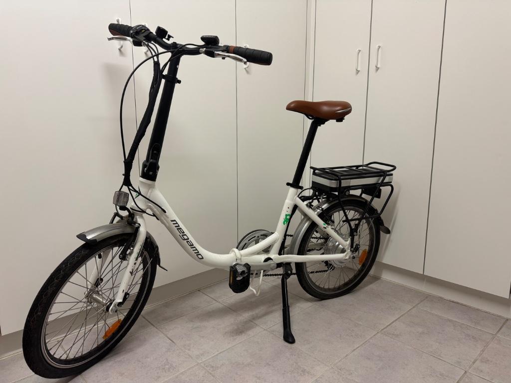 Megamo CHIP 3.0 E-Faltvelo 20 – neuwertig für Auto, Bahn, Camper in Wiesendangen - Bild 2