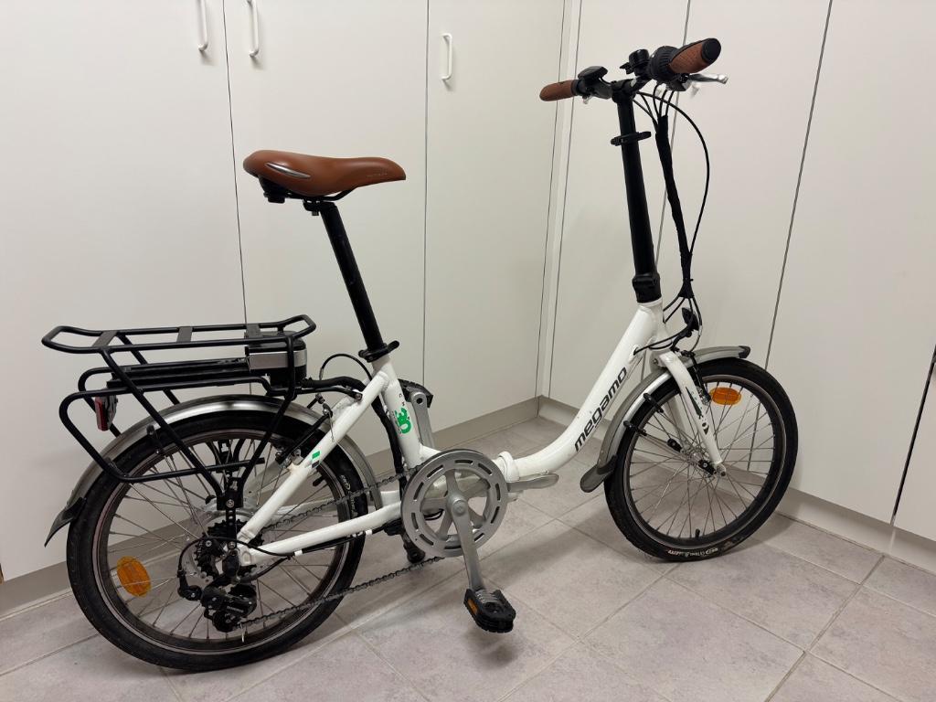 Megamo CHIP 3.0 E-Faltvelo 20 – neuwertig für Auto, Bahn, Camper in Wiesendangen - Bild 3