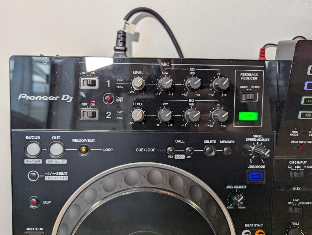 Pioneer XDJ-XZ All-in-one DJ System in der Schweiz - Bild 3