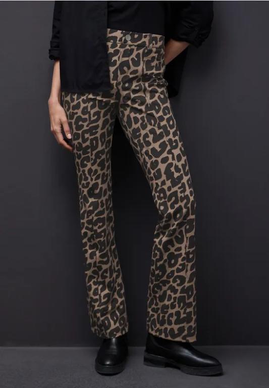Leo Bootcut Hose in Willisau - Bild 1