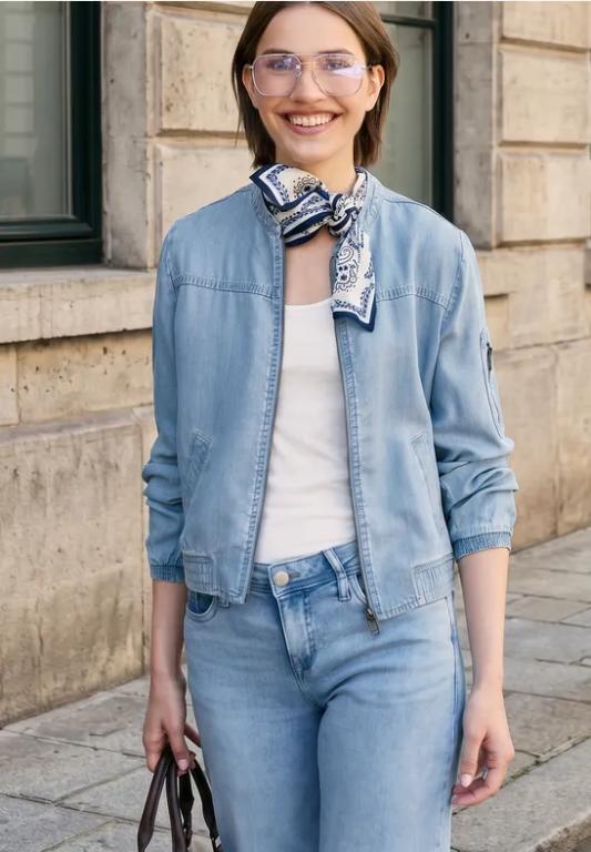 Blouson im Denim-Look mit Rundhals in Frauenfeld - Bild 1