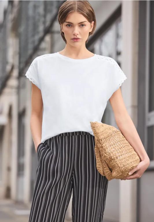 Dropped Shoulder Shirt mit Deko-Tape in Luzern - Bild 1
